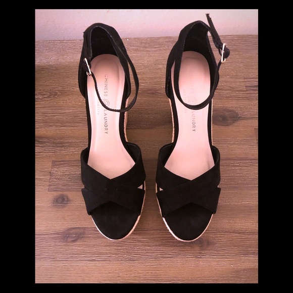 🎉HP🎉 [CHINESE LAUNDRY] ESPADRILLE WEDGE - Picture 4 of 7